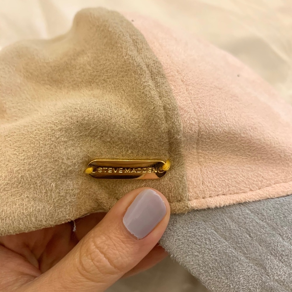 Steve Madden Suede Cap - Picture 3 of 4